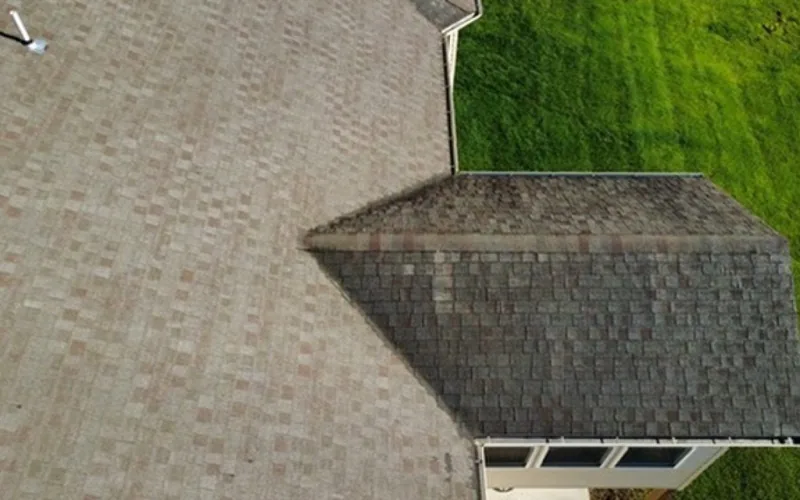 Aged shingle roof on a Franklin County home before replacement