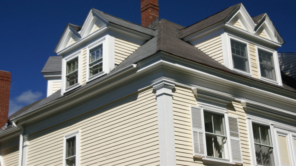 How to Address Siding Damage: Repair vs. Replacement 9 siding damage solutions